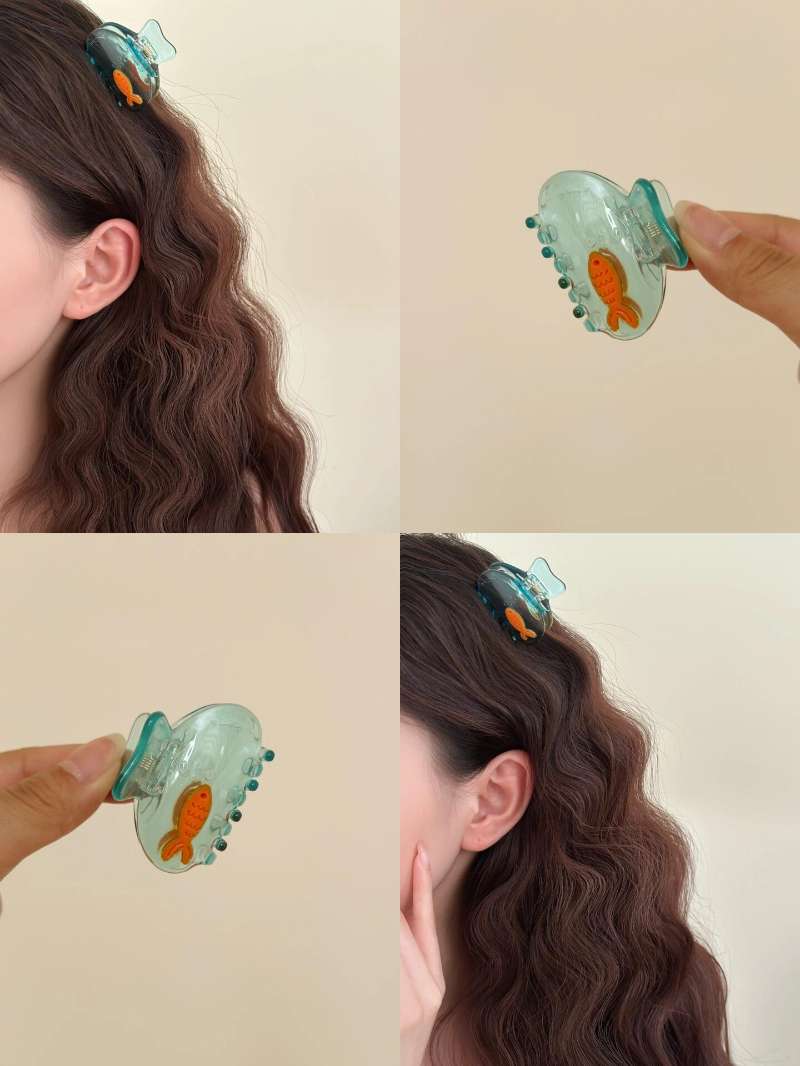 Goldfish Hairpin 2