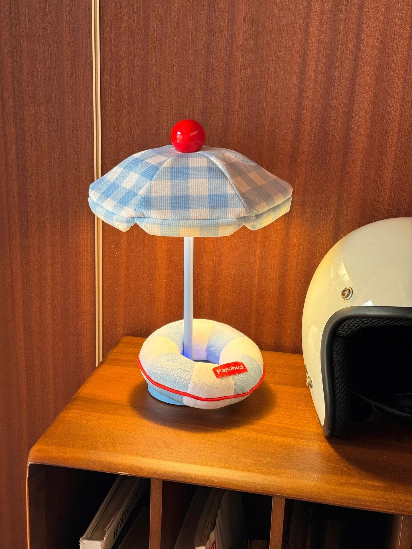 Sun umbrella lamp.