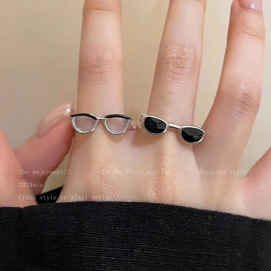 Glasses ring