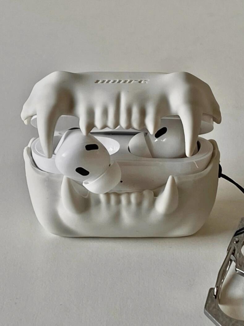 Tiger Teeth Earphone Case